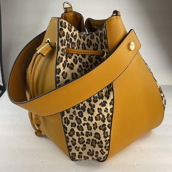 Leopard Mustard Shoulder Bag - Picture 2 of 6